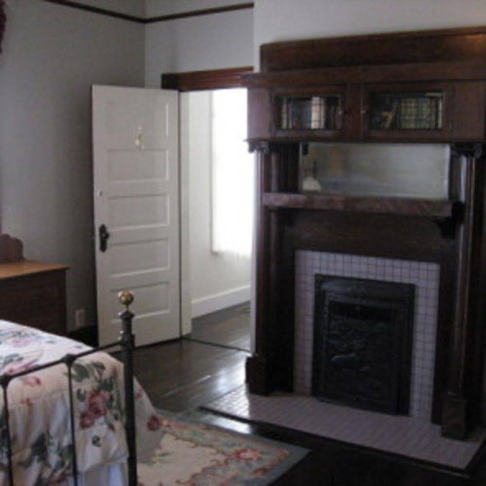 Home Sweet Home Bed & Breakfast Paris Bagian luar foto